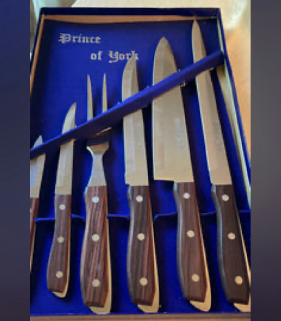 Prince Of York Nife Set - image 1 of 4