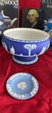 Wedgwood Jasperware With Reference Books - thumbnail 13 of 22