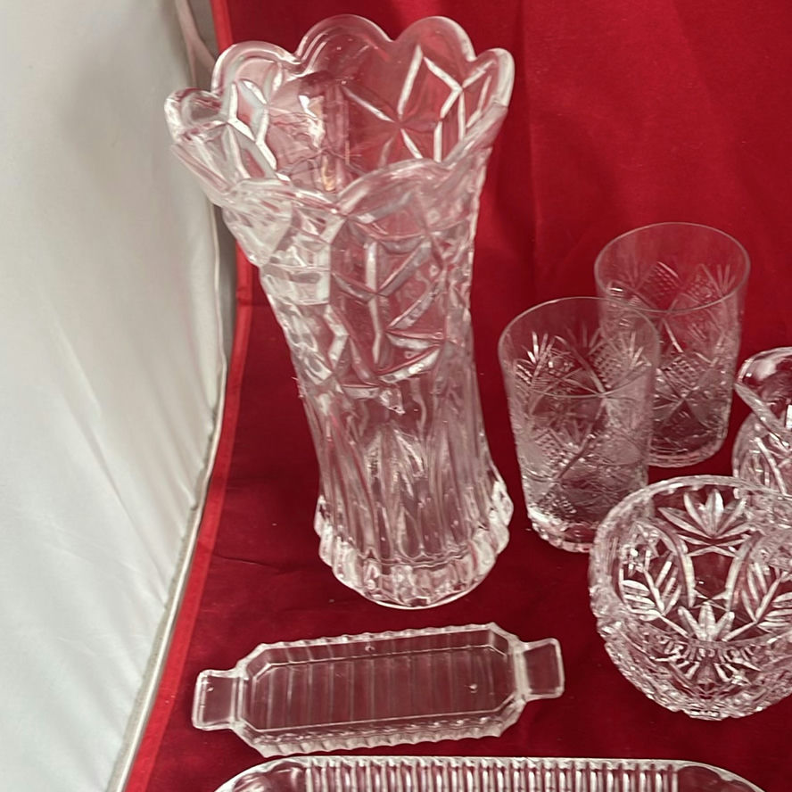 Crystal And Glassware - image 3 of 7