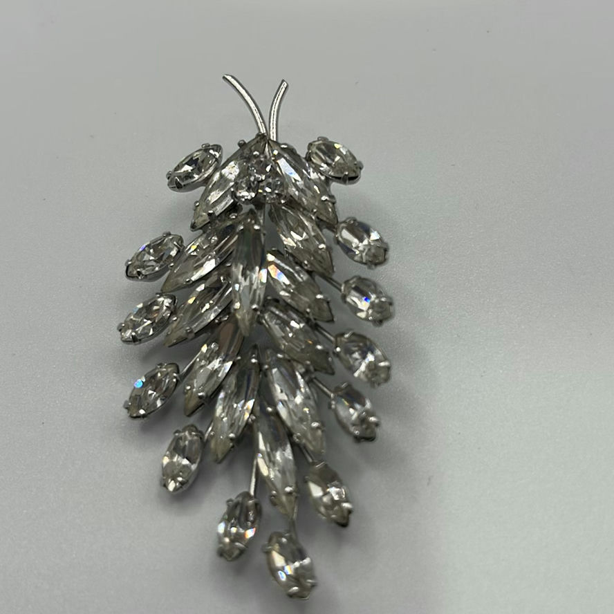 Vintage Brooches And Pins - image 11 of 13