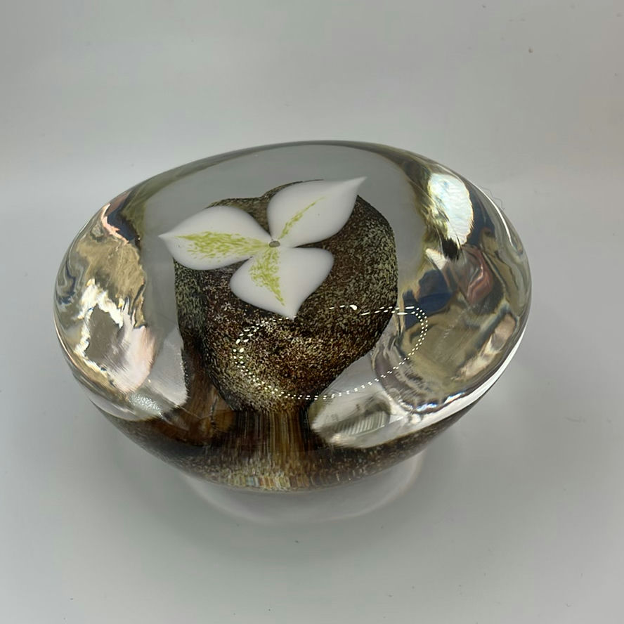 3 Paperweights-Karl Schantz, Andrew Kuntz And Belanger - image 2 of 16