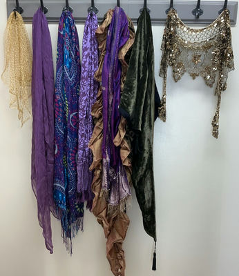 Assorted scarves and shawls - Image 1 of 7