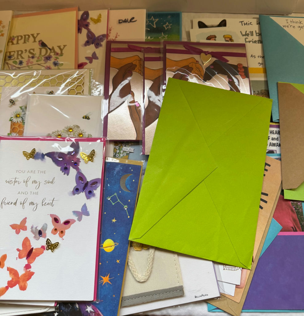 Large Lot of Greeting Cards - image 3 of 5