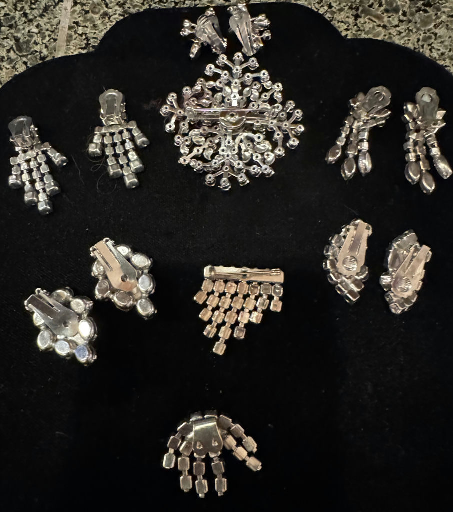 Vintage Rhinestone Costume Jewelry Collection  - image 4 of 5