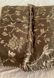 King Sized Comforter, Pillows And More. - thumbnail 4 of 5
