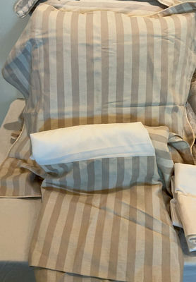 Queen Bedding - Image 1 of 6