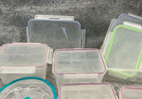 Assorted Rubbermaid and Snapware plastic storage containers lids - thumbnail 3 of 7