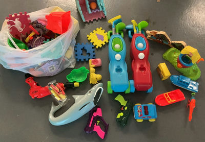 Assorted children's toys and playset items - Image 1 of 8