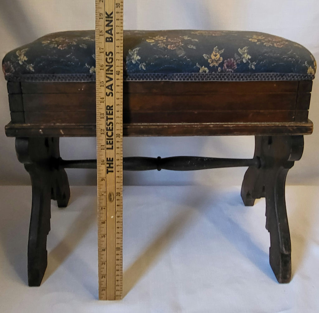 Antique Cushioned Flip Top Seat/Stool - image 6 of 7