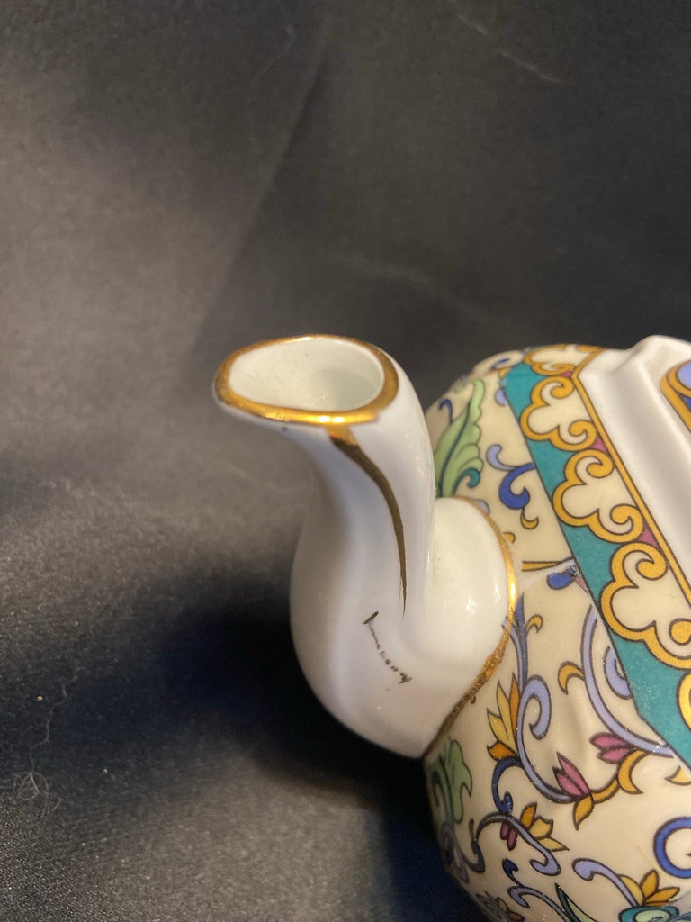 Nantucket Teapot - image 3 of 8