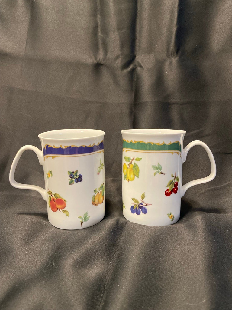 Roy Kirkham Heritage Fruit mugs - image 1 of 4