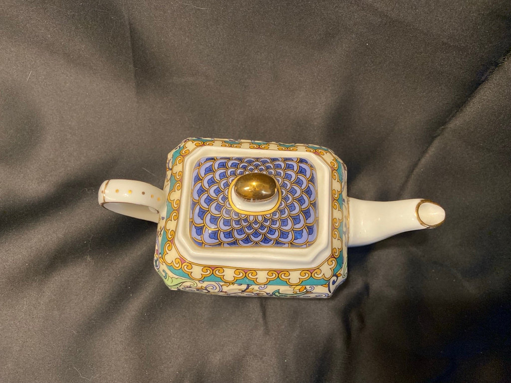 Nantucket Teapot - image 5 of 8