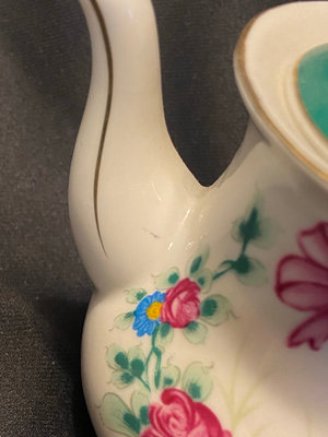 Miniature teapot - Image 1 of 7
