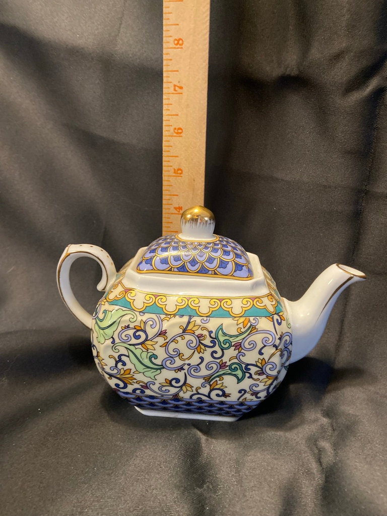 Nantucket Teapot - image 7 of 8