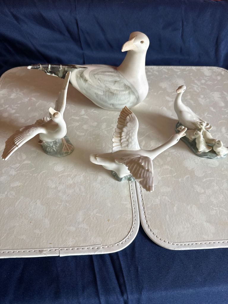 Porcelain bird figurine set (goose and ducklings) - image 1 of 3