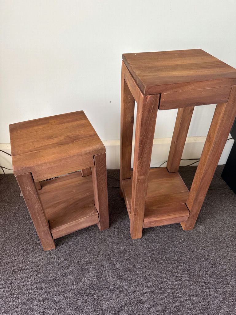 Pair of wooden end tables - image 2 of 2