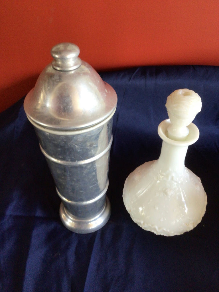 Metal shaker and frosted glass oil holder  - image 2 of 2