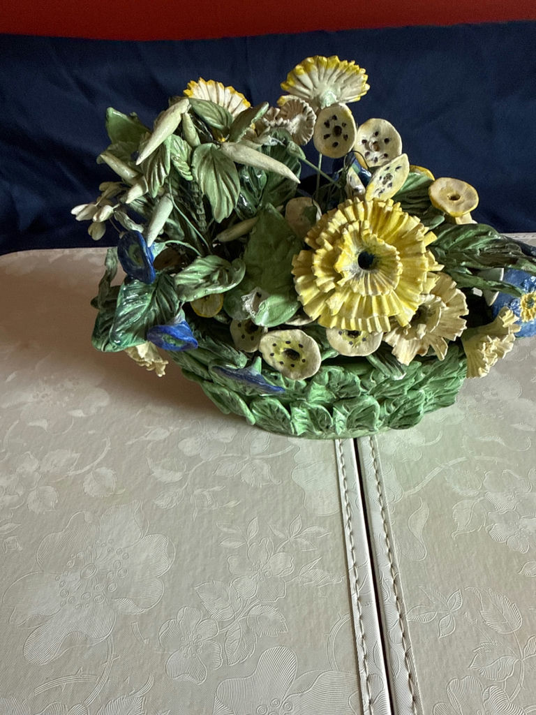 Ceramic floral bouquet centerpiece with plate - image 1 of 4