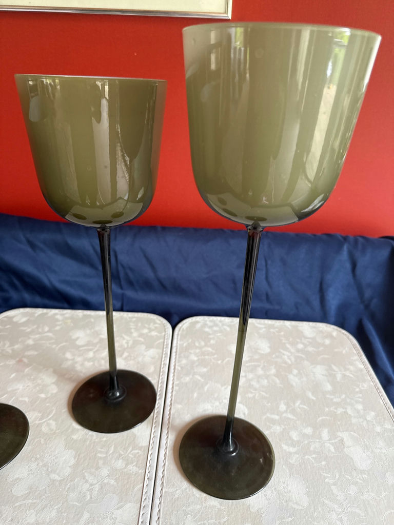 Olive-green stemmed wine goblets - image 2 of 3