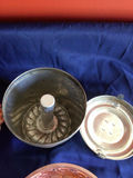 Assorted Metal Bundt Pans and Baking Molds with Lidded Canister - thumbnail 1 of 3