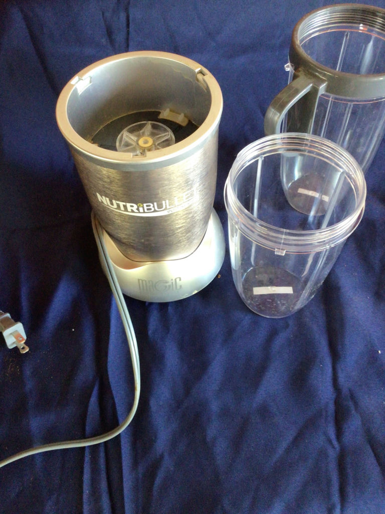 NutriBullet blender with cups and lids - image 2 of 2