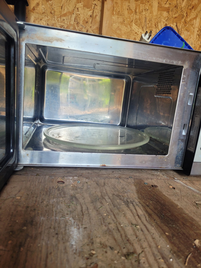 Danby Household Microwave Oven Model DMW1148SS - image 9 of 12