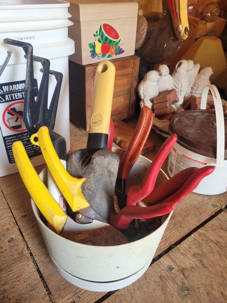 Assorted Garden Tools, Nails, Fertilizer, and Decorative Items - image 6 of 22