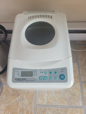 Black & Decker All-in-One Pro Automatic Breadmaker - Image 1 of 3
