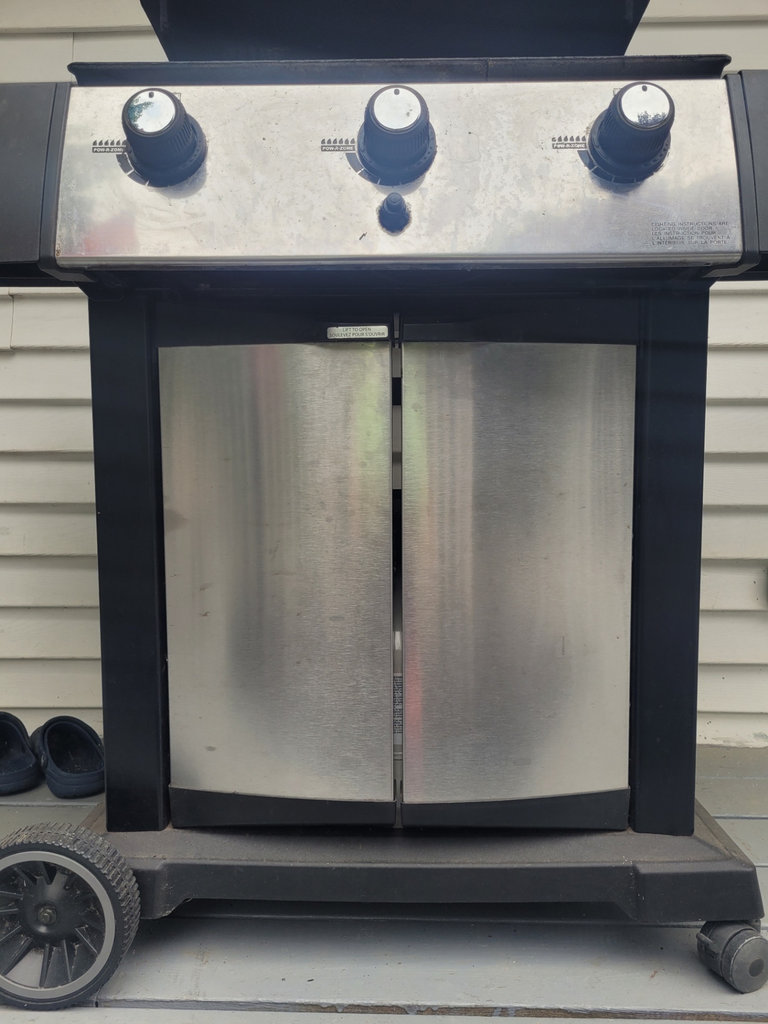 Broil King Signet Gas Grill with Cover - image 9 of 11
