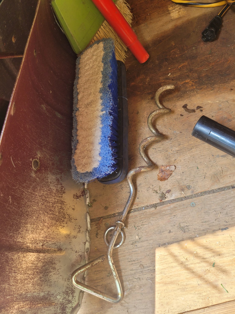 Assorted Gardening and Outdoor Tools - image 5 of 18