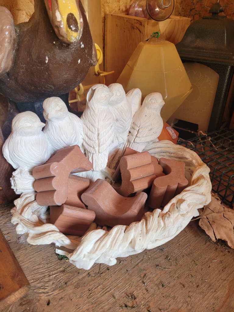 Assorted Garden Tools, Nails, Fertilizer, and Decorative Items - image 11 of 22