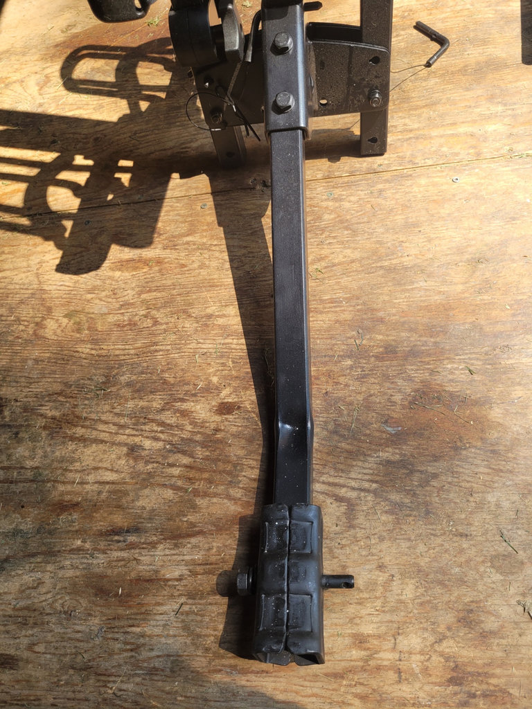 Hydraulic Trolley Jack and CCM Bike Rack - image 7 of 9