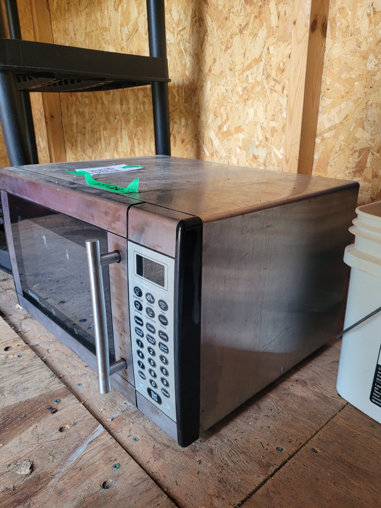 Danby Household Microwave Oven Model DMW1148SS - image 2 of 12