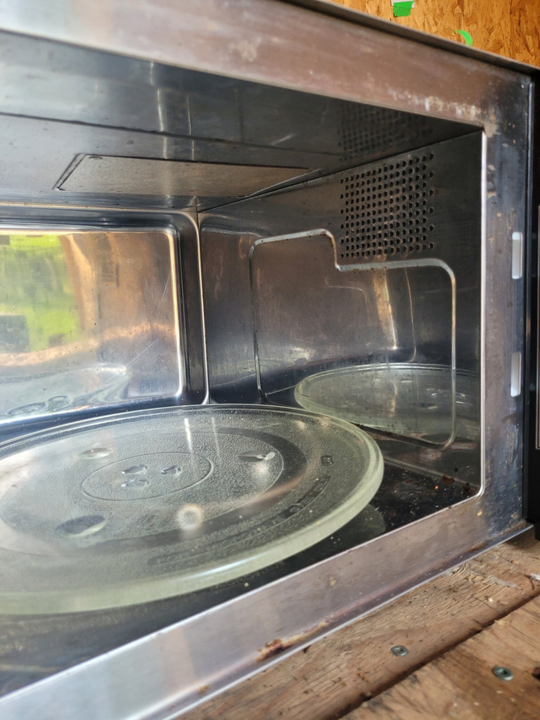 Danby Household Microwave Oven Model DMW1148SS - image 10 of 12