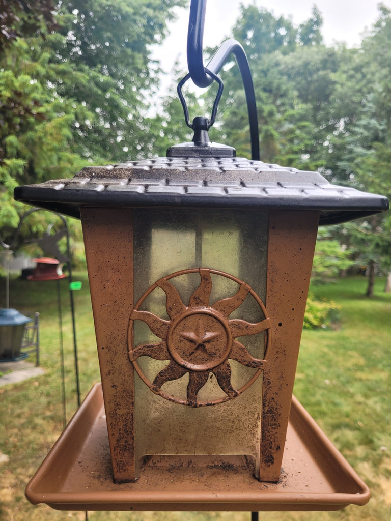 Outdoor Metal Bird Feeders with Stands x3  - image 2 of 9