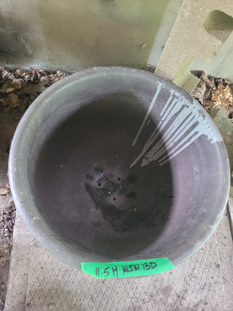 Collection of Various Planters - image 9 of 11