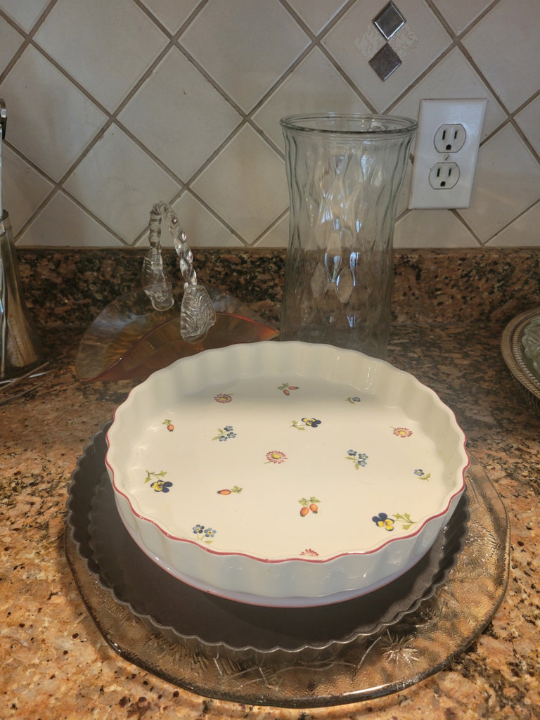 Glassware and Ceramic Dish Set - image 1 of 1