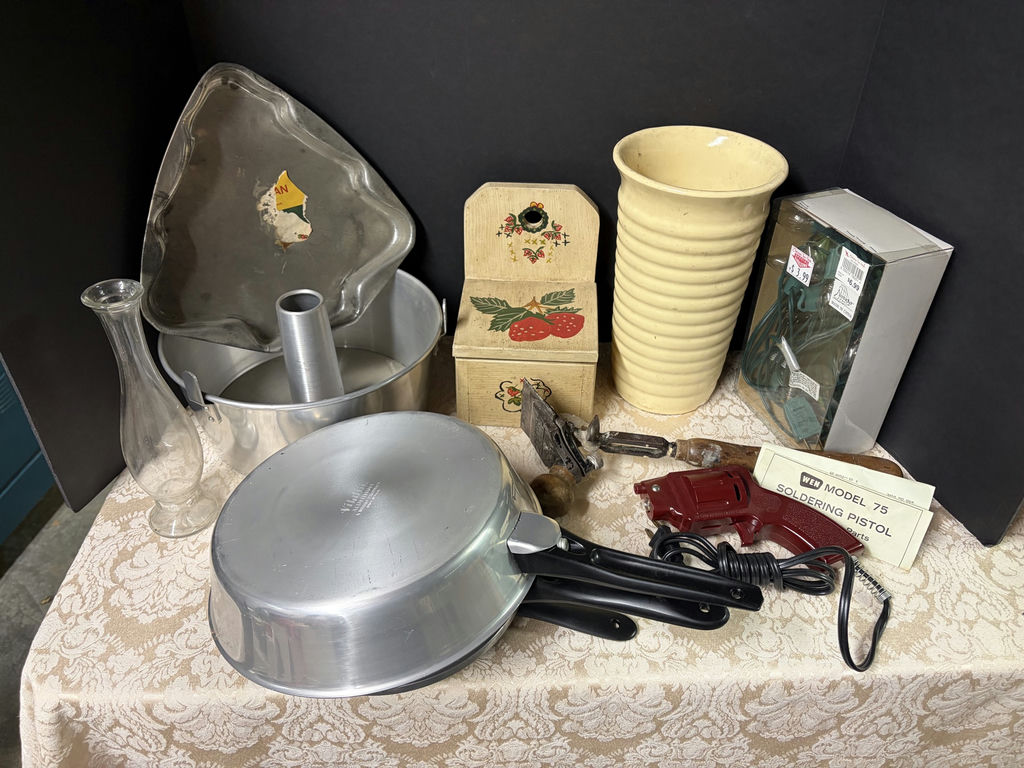 Vintage Lot of Items - image 1 of 5