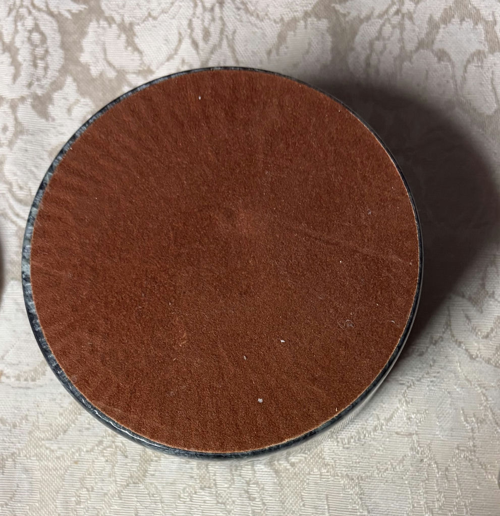 Edna Hibel Trinket Box - image 3 of 3