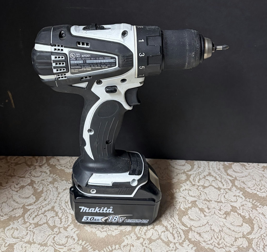 Makita Cordless Drill - image 1 of 2