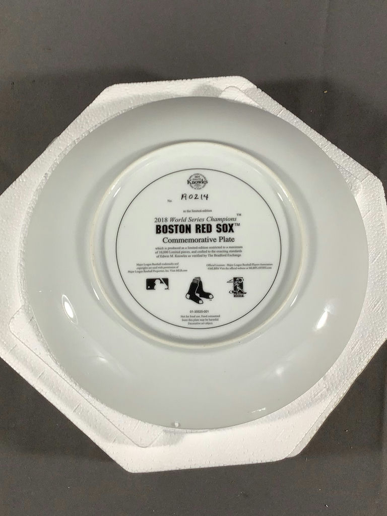Danbury Mint- Red Sox Collector Plates - image 7 of 8
