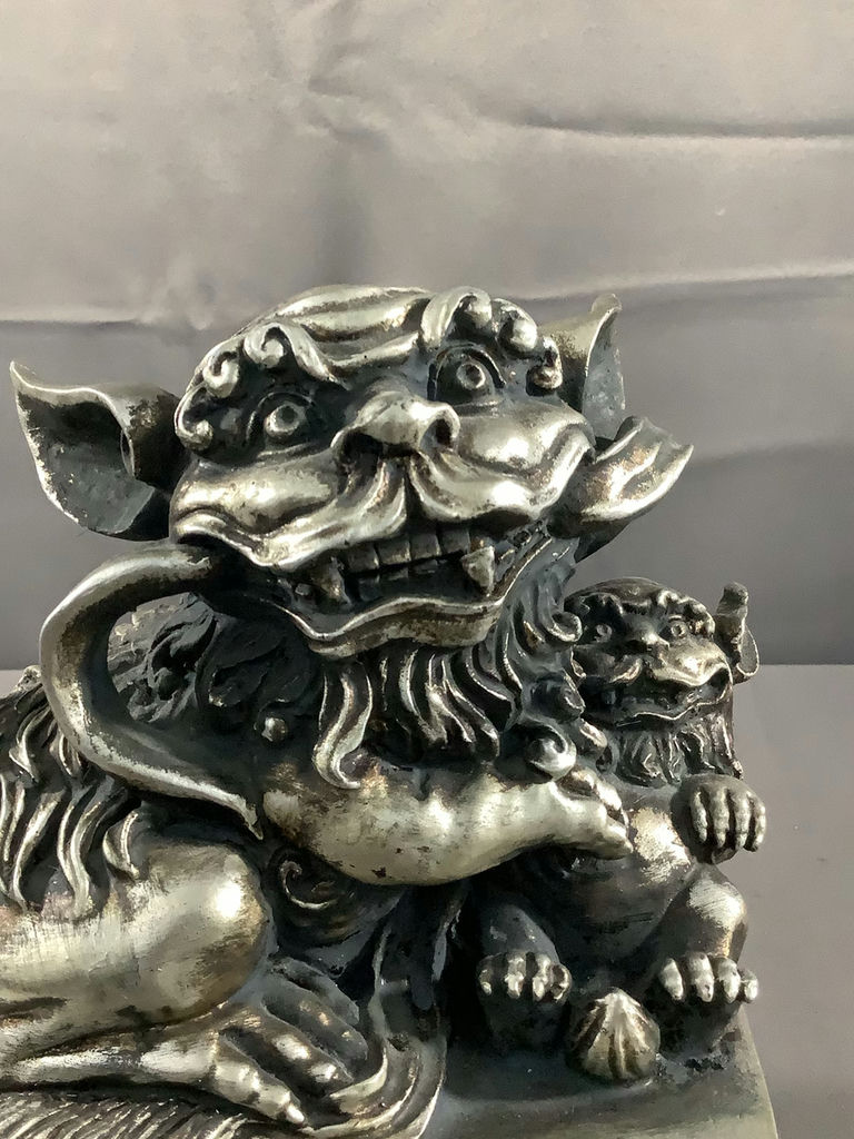 Noritake Dragon Vase & Temple Dragons Figurines - image 6 of 9