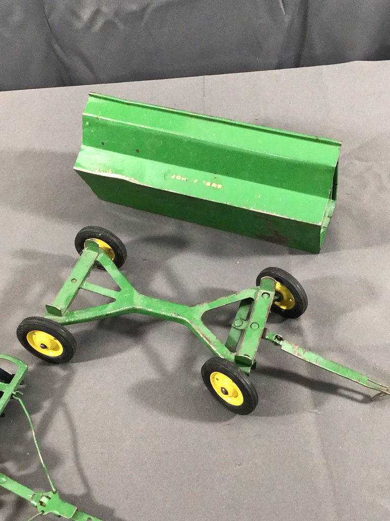 1950s Eska / Ertl John Deere Tractor - image 7 of 14