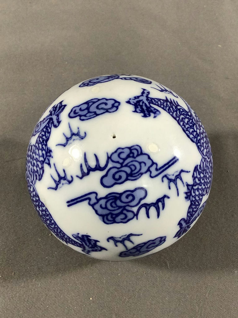 Asian Decorative Blue & White Ceramics - image 13 of 13