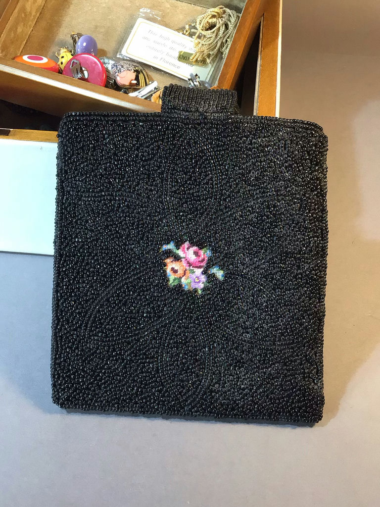 Vintage Costume Jewelry & Jewelry Box - image 18 of 19