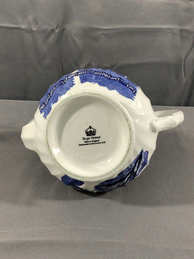 Churchill Blue Willow Tea Set - image 12 of 13
