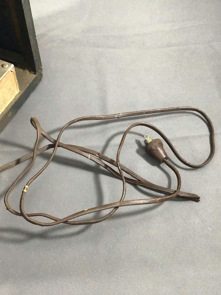 Grunow Teledial Model 588 Short Wave Radio - image 15 of 15