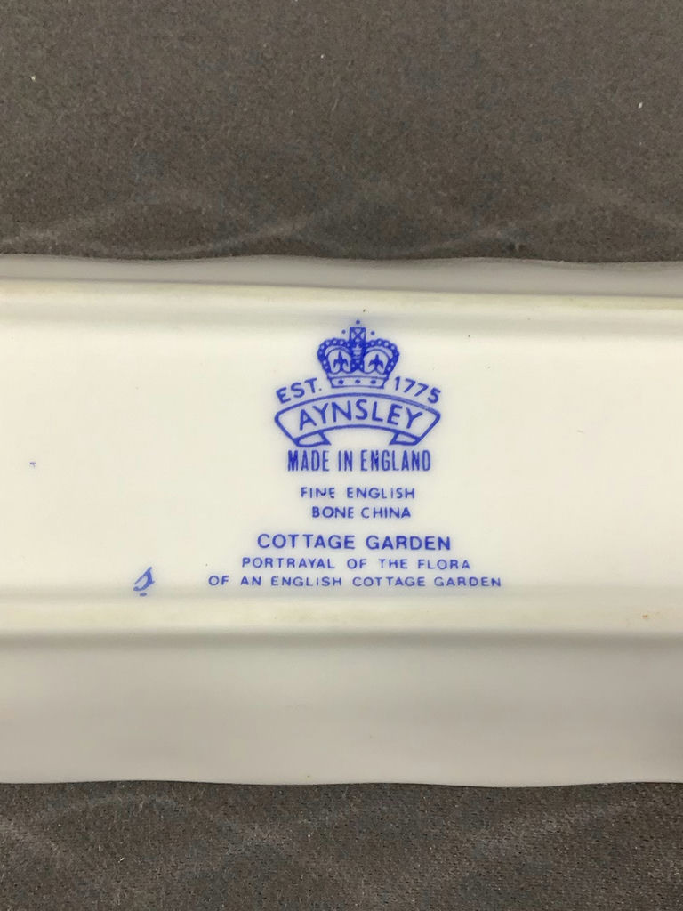 Belleek, Lenox, Aynsley & More Vanity Collection - image 12 of 15