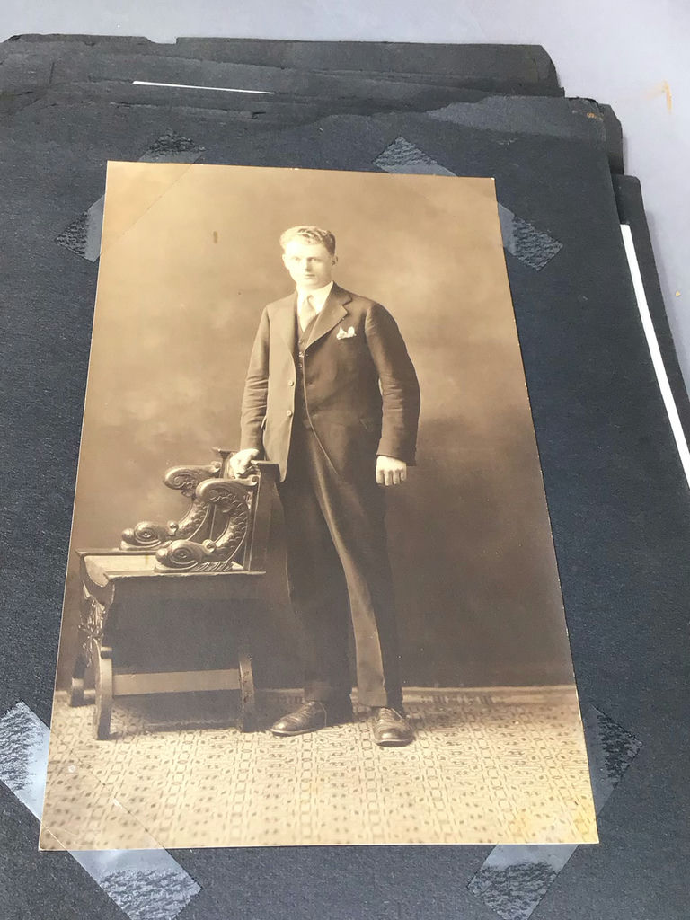 Antique Black & White Photos - image 12 of 25