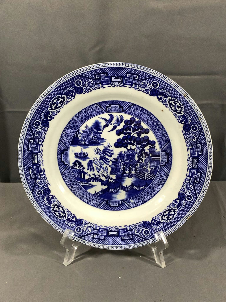 Vintage Blue Willow Dishes - image 6 of 12